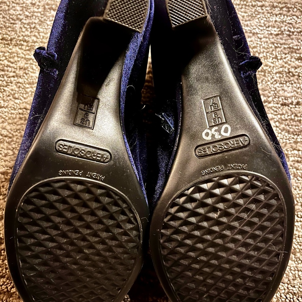 Unique Blue Velvet Ankle Booties - Picture 5 of 6